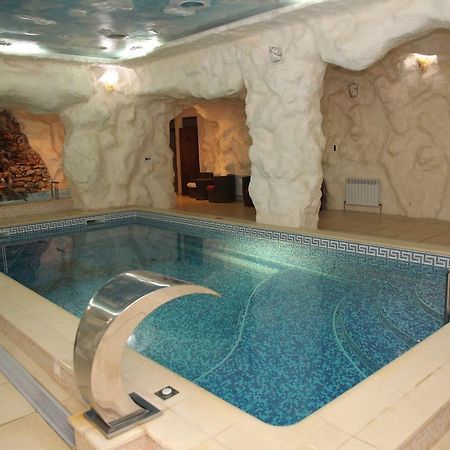 Kleopatra Vip Hotel Kamieniec Podolski Zewnętrze zdjęcie