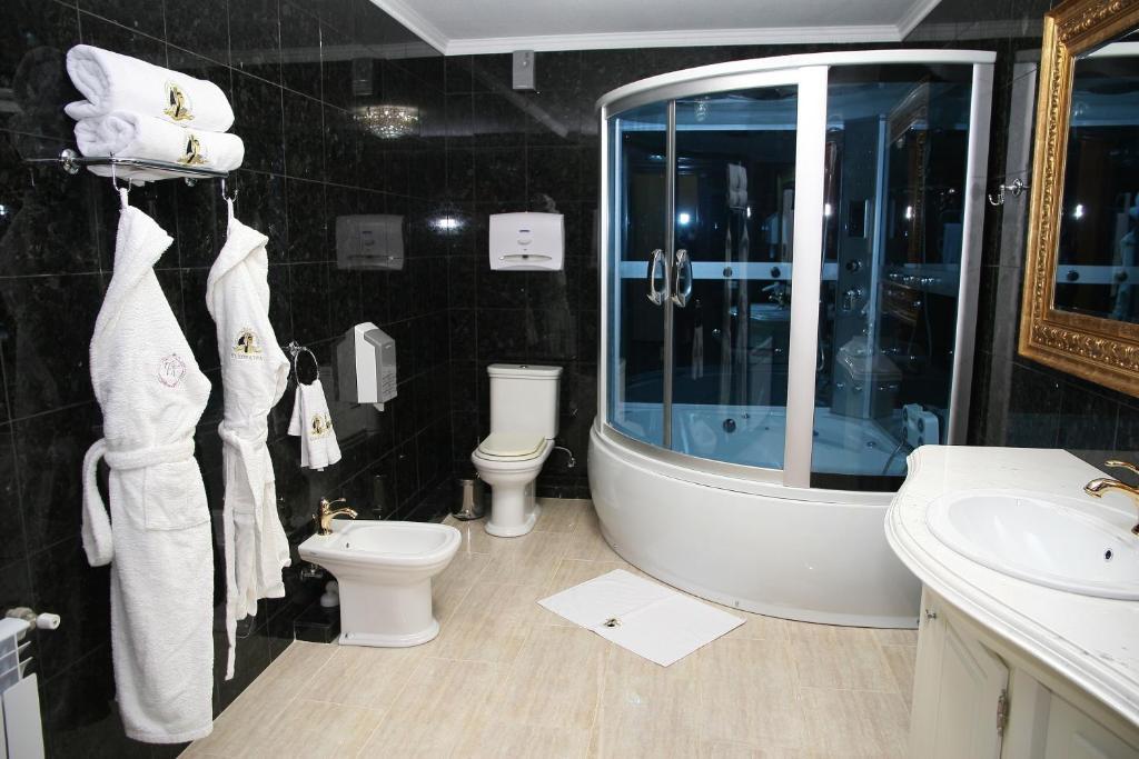 Kleopatra Vip Hotel Kamieniec Podolski Pokój zdjęcie