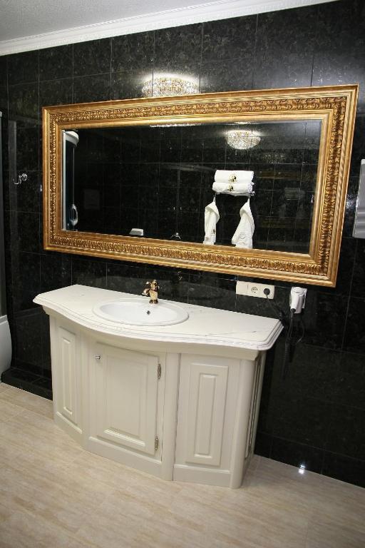 Kleopatra Vip Hotel Kamieniec Podolski Pokój zdjęcie