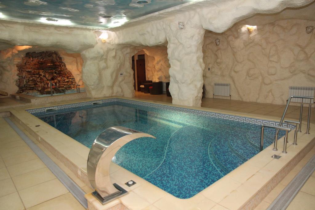 Kleopatra Vip Hotel Kamieniec Podolski Zewnętrze zdjęcie
