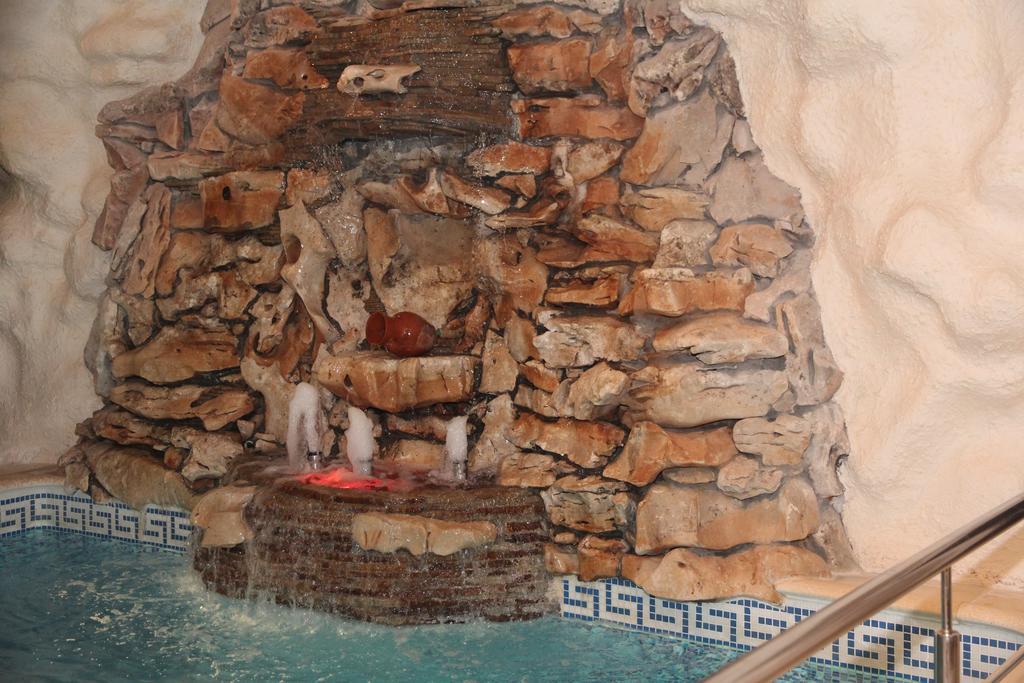 Kleopatra Vip Hotel Kamieniec Podolski Zewnętrze zdjęcie